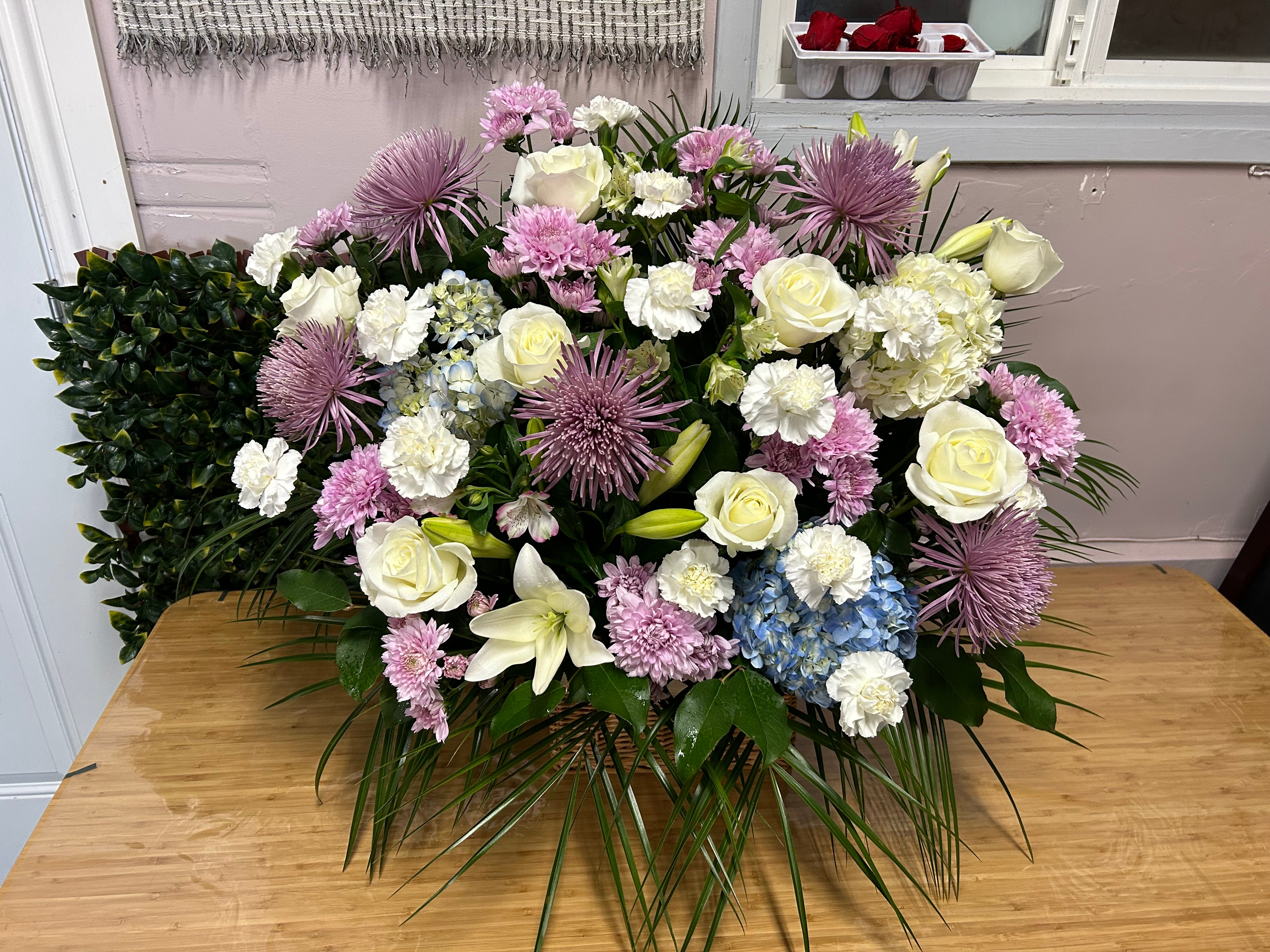 花葬 白2段|スタンドフラワー|葬儀花専門店 Funeral Flower Service
